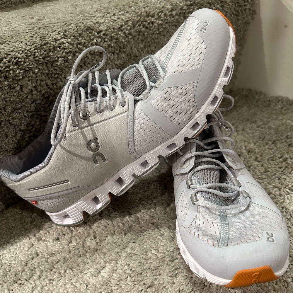 Women’s grey On Clouds